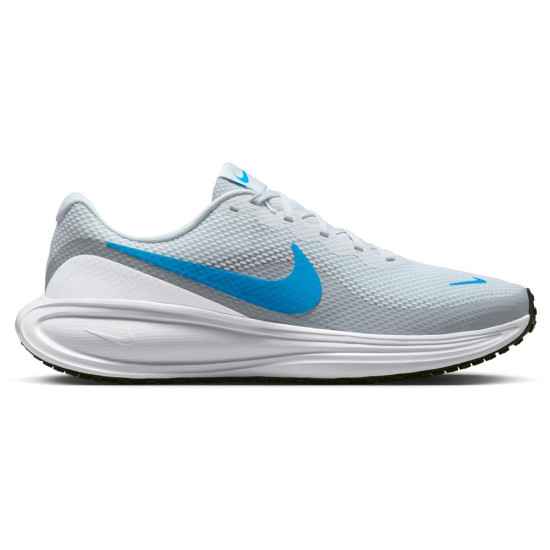 Nike Revolution 8